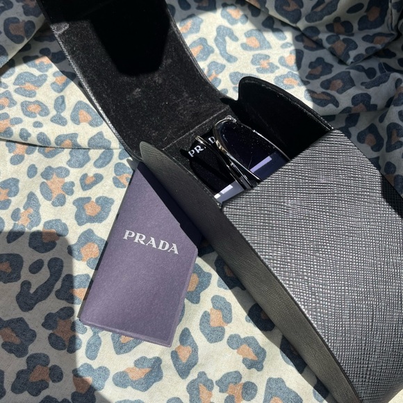 TRANSITION PRADA SHADES - Picture 5 of 8